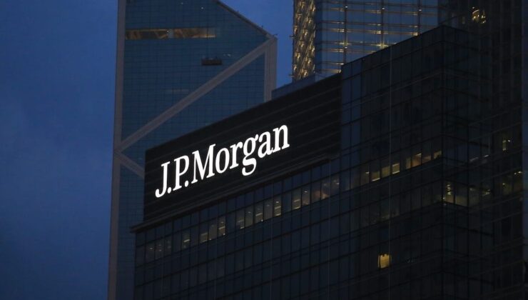 Miners Are Adopting the Same Bitcoin Acquisition Strategy as MicroStrategy: JPMorgan